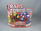 Transformers Bumblebee vs. Soundwave Transformers Movie Universe (Takara)