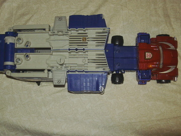 Transformers Optimus Prime w/ Sparkplug Unicron Trilogy