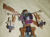 Transformers Cyclonus w/ Crumplezone Unicron Trilogy