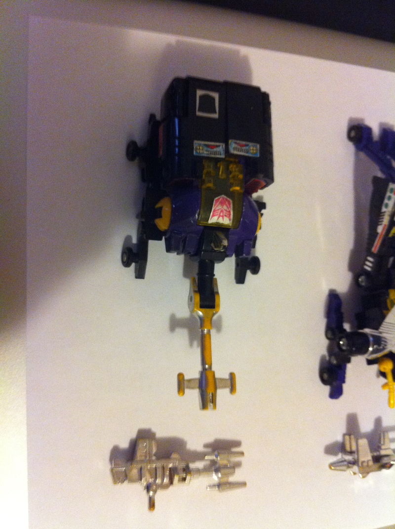 Transformers Bombshell Generation 1