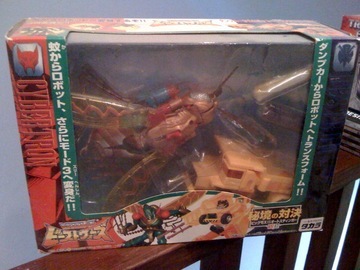Transformers VS-17: BigMos vs. Autostinger Beast Era (Takara)