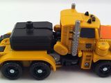 Transformers Huffer w/ Cali-Burst Power Core Combiners