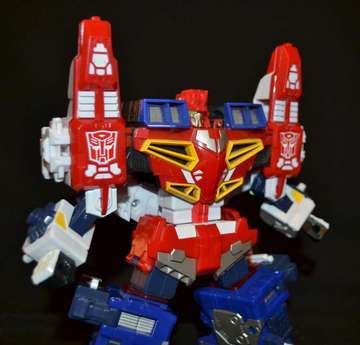 Transformers SC-17: Wing Saber Micron Universe